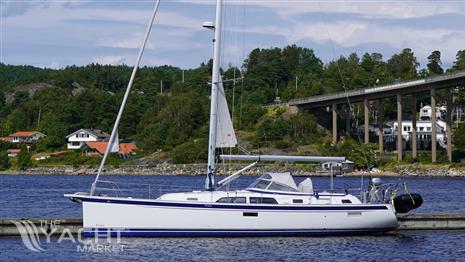 Hallberg-Rassy 44