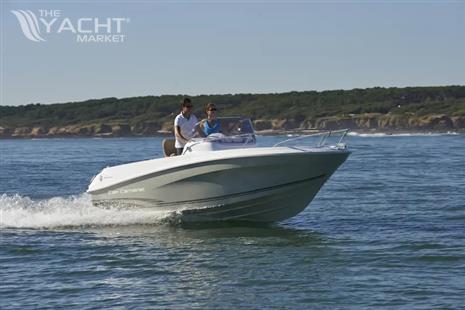 Jeanneau Cap Camarat 5.5 CC