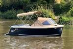 Maxima boats