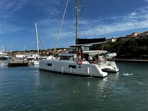 Lagoon 42