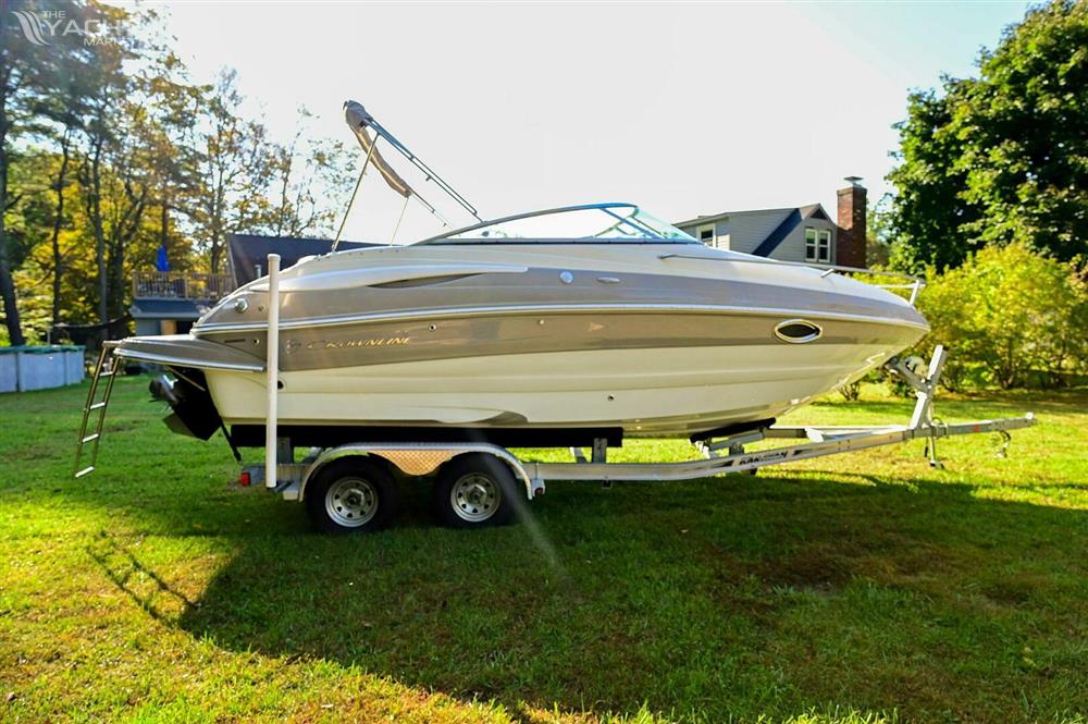 2015 Crownline