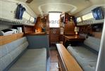 Hunter Horizon 27 - Saloon looking aft