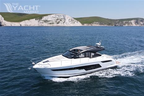 Fairline Targa 50 GT Open - Image courtesy of JD Yachts