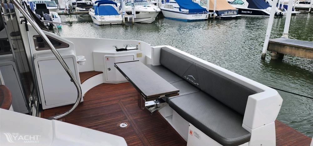 2013 Azimut