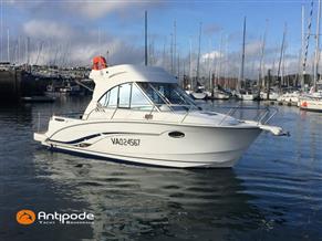 BENETEAU ANTARES 8.8