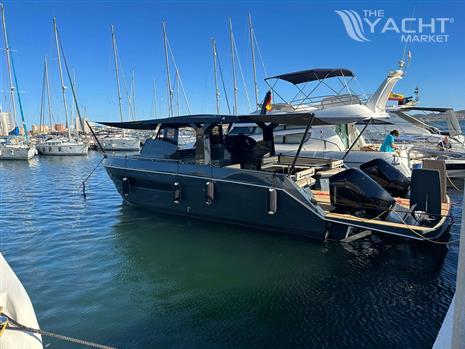 TESORO YACHTS TESORO T38 POWER CAT