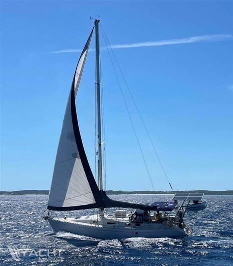 Beneteau Moorings 38