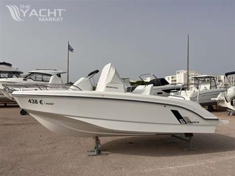 BENETEAU FLYER 6 SPACEDECK