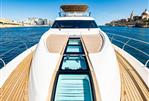 Fairline Squadron 65 - Fairline Squadron 65