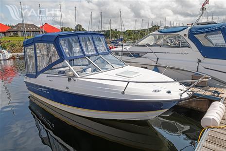 Bayliner Discovery 192