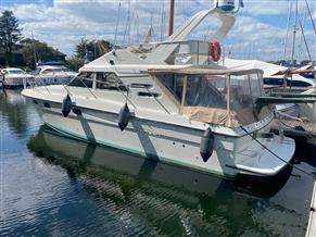 Fairline 43 Aft cabin