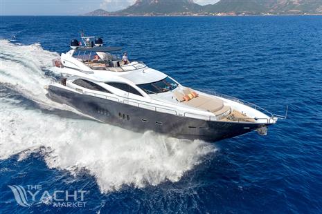 SUNSEEKER 92 - At sea