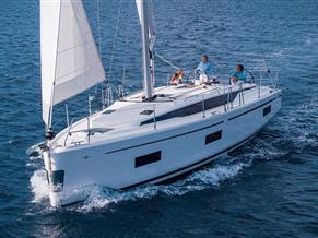 BAVARIA C42