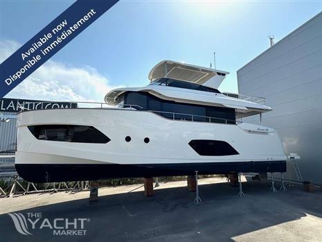 ABSOLUTE YACHTS NAVETTA 58