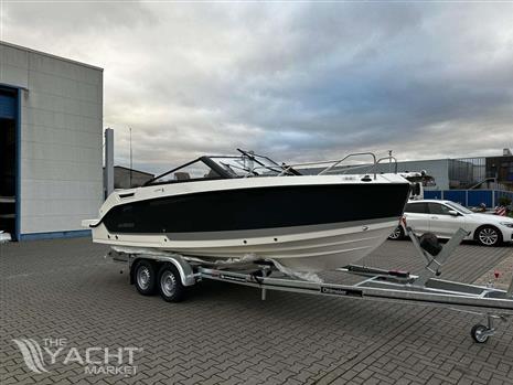 QUICKSILVER QUICKSILVER ACTIV 675 BOWRIDER