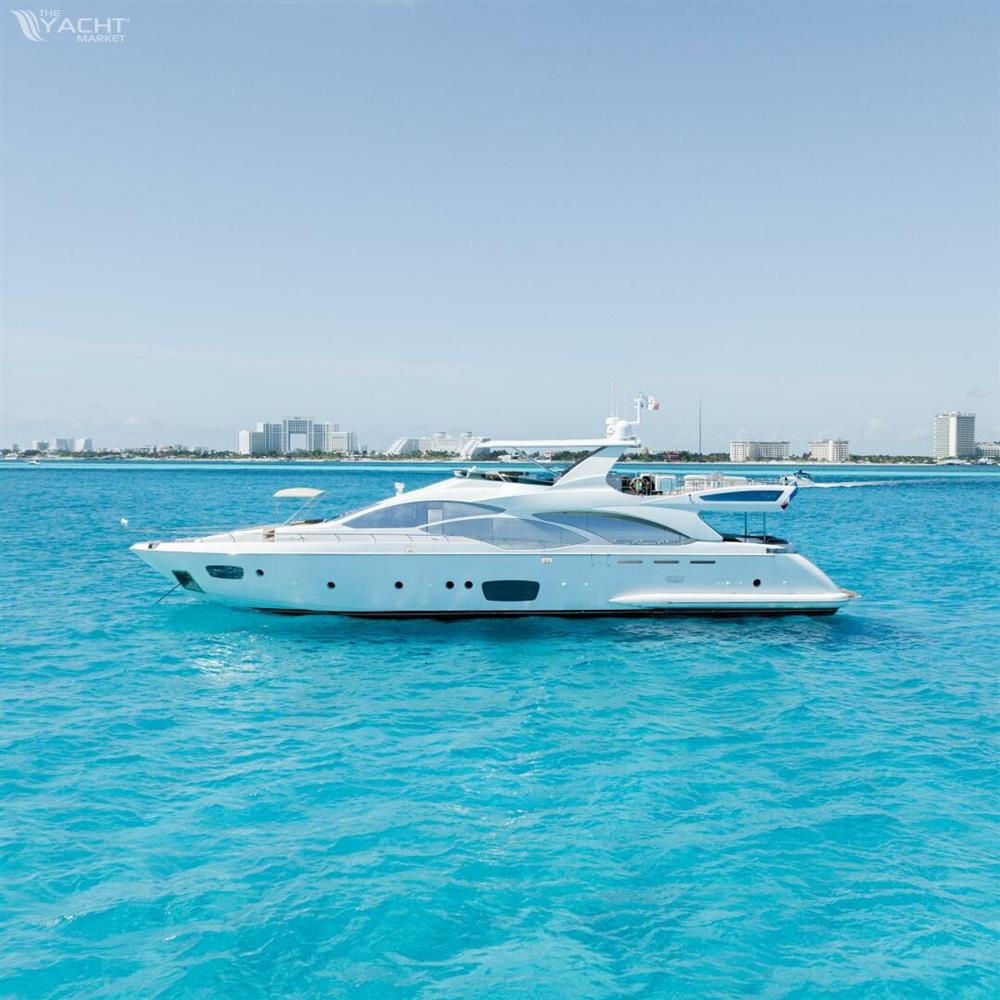 2011 Azimut