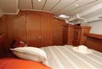 Beneteau Oceanis Clipper 423 - Manufacturer Provided Image: Berth