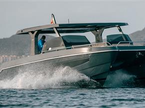 Tesoro Yachts T38 Power Cat