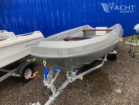 River Boats 420 open 2022 Used Boat for Sale in Acaster Malbis