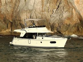 Beneteau Swift Trawler 35