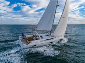 Beneteau Oceanis 51.1