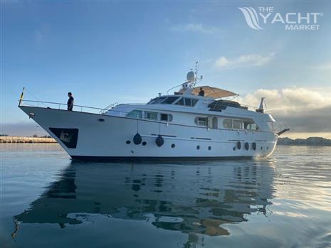 Benetti Yachts 79 - Beautiful original Benetti refit 2022