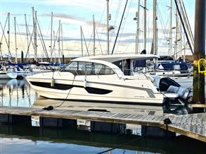 Beneteau Antares 11