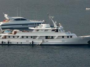CUSTOM CLASSIC 40 M MOTORYACHT