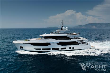 Gulf Craft Majesty Yachts 120 - OLIVIA - Profile