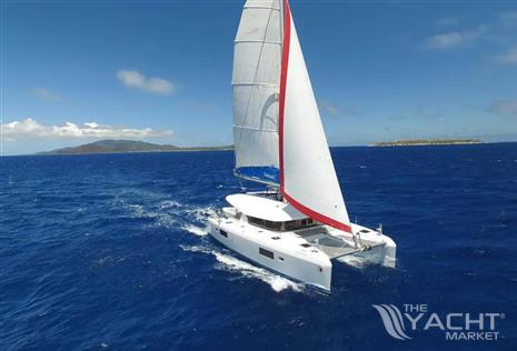 Lagoon 42