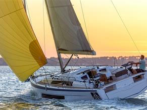 DUFOUR 37 SAILING YACHT FOR SALE IN GREECE - BUY NOW 37