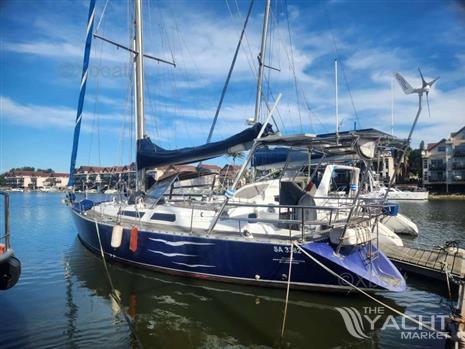 RELIANT YACHTS MAGNUM 465