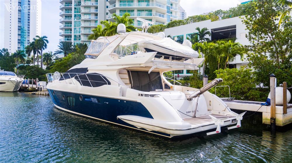 2010 Azimut