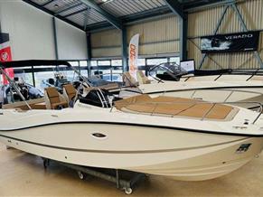 QUICKSILVER QUICKSILVER ACTIV 755 SUNDECK