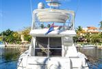 Cruisers Yachts Sedan sport