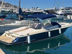 Chris-Craft Launch 32