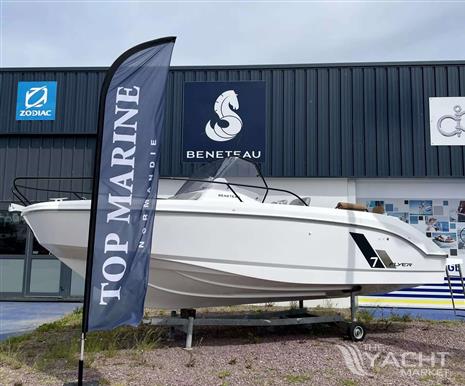 BENETEAU FLYER 7 SUNDECK