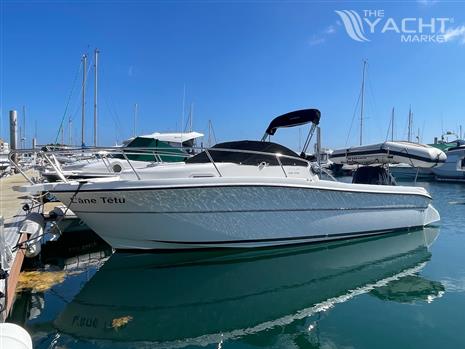 Karnic Bluewater 2250 Weekender - Karnic Bluewater 2250