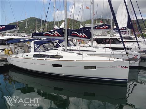 Beneteau Oceanis 38