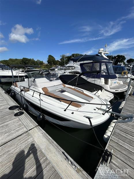 Beneteau Flyer 8 Sundeck