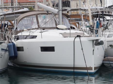 Jeanneau Sun Odyssey 440 - Default Image