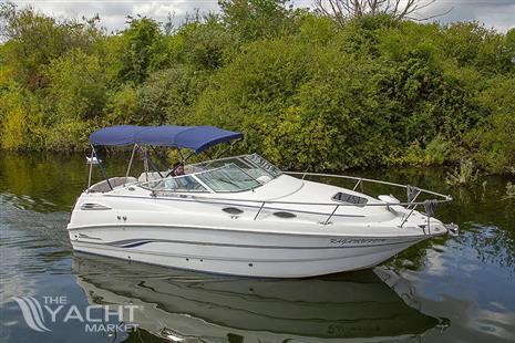 Chaparral 240 Signature