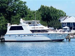 Hatteras 52 Flybridge Motor Yacht