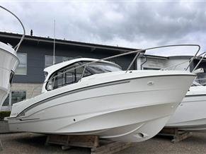 Beneteau Antares 8