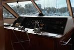 HATTERAS 70 Cockpit Motor Yacht