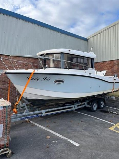 Quicksilver 755 Pilothouse