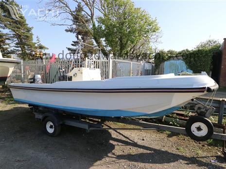 Dell Quay Dory 17