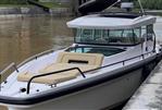 Axopar Boats 37 XC Cross Cabin