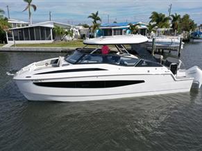 Aquila 32 Sport