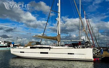 Dufour Yachts 410 Grand Large